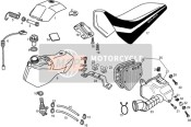 Serbatoio di carburante-Scatola filtro-posto a sedere