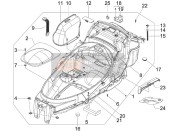 Logement de casque - Sous la selle