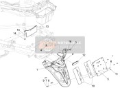 Capot arrière - Garde anti-éclaboussures