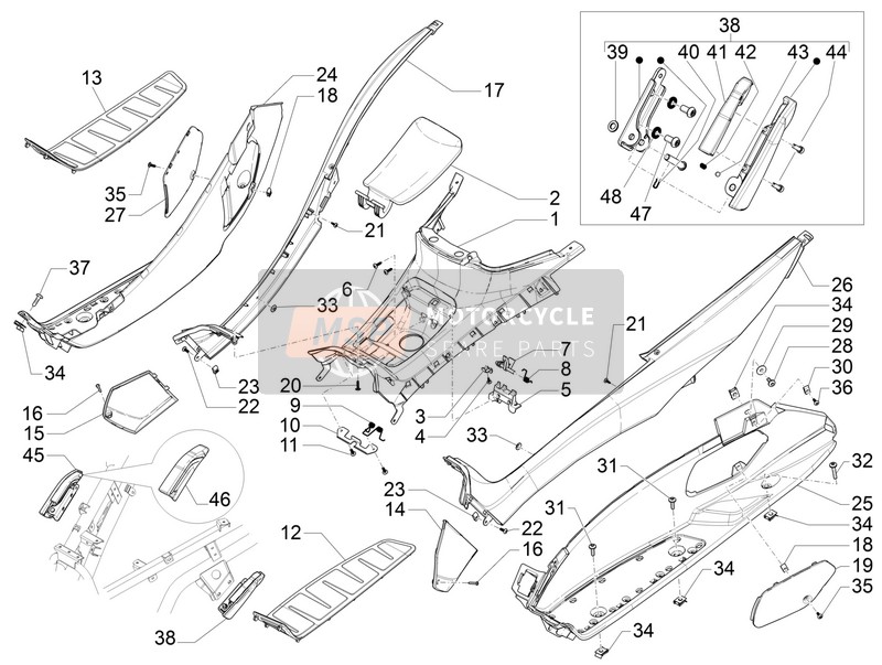 Piaggio MP3 300 ie E4 LT BUSINESS SPORT NOABS 2018 Central Cover - Footrests for a 2018 Piaggio MP3 300 ie E4 LT BUSINESS SPORT NOABS